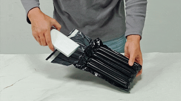 Black air column bag